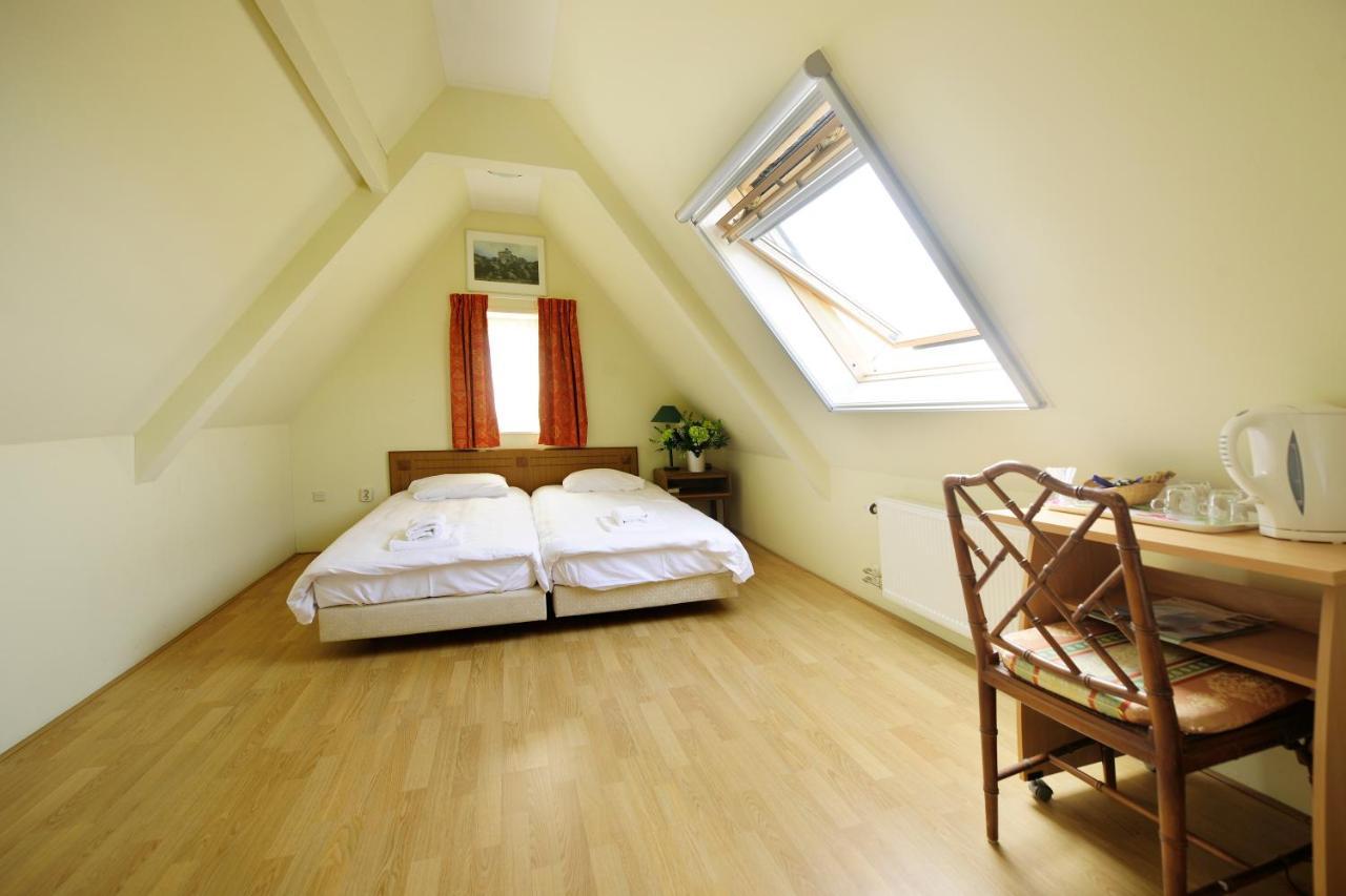 De Gouden Karper Hotel Rustenburg Room photo